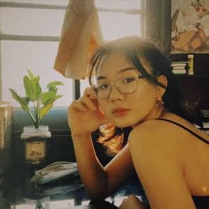 Meet your Posher, Aye myat